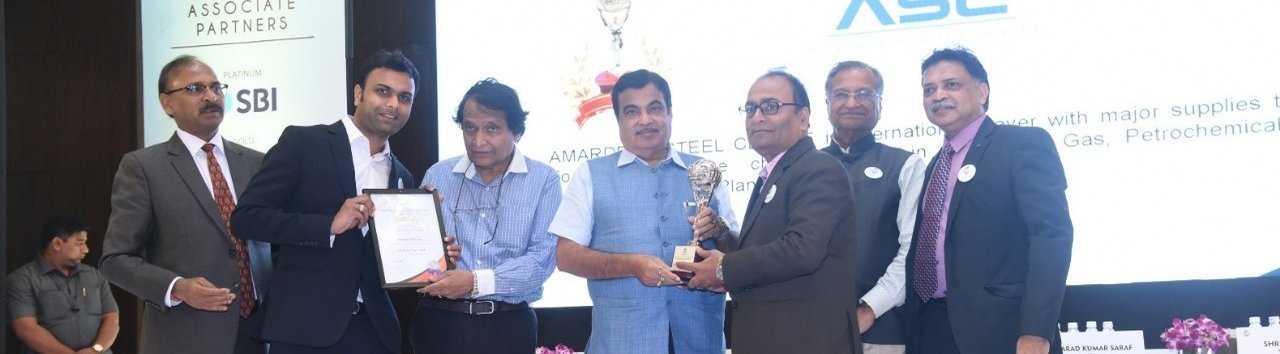 Amardeep Steel Centre team receiving award